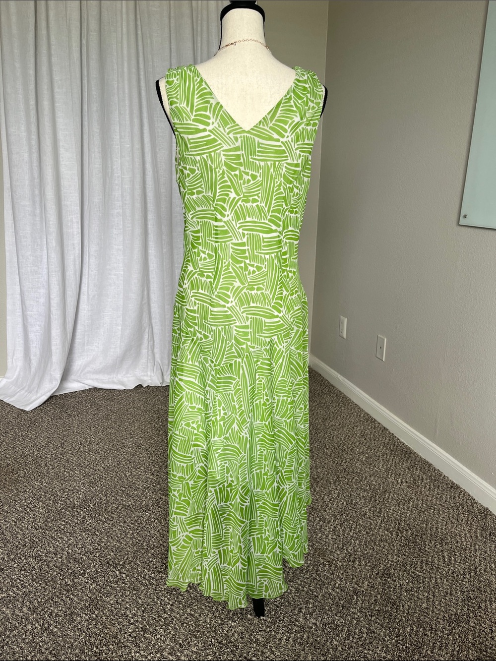Green Ivory Abstract Brushstroke Print Midi Dress Asymmetrical Hem Size 10/12 - Picture 7 of 9